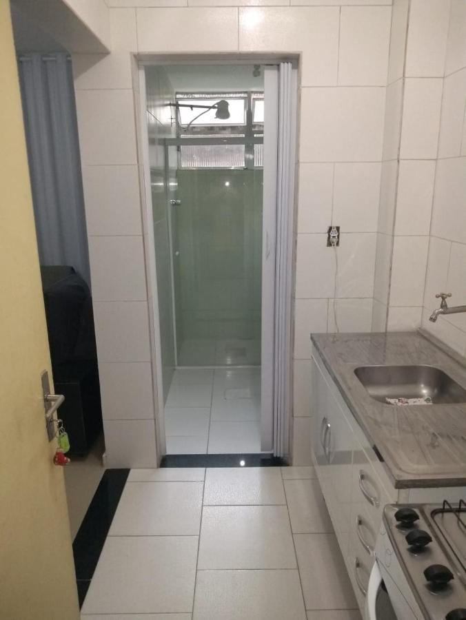Kitnet Em A Do Litoral Paulista. Apartment Santos (Sao Paulo)