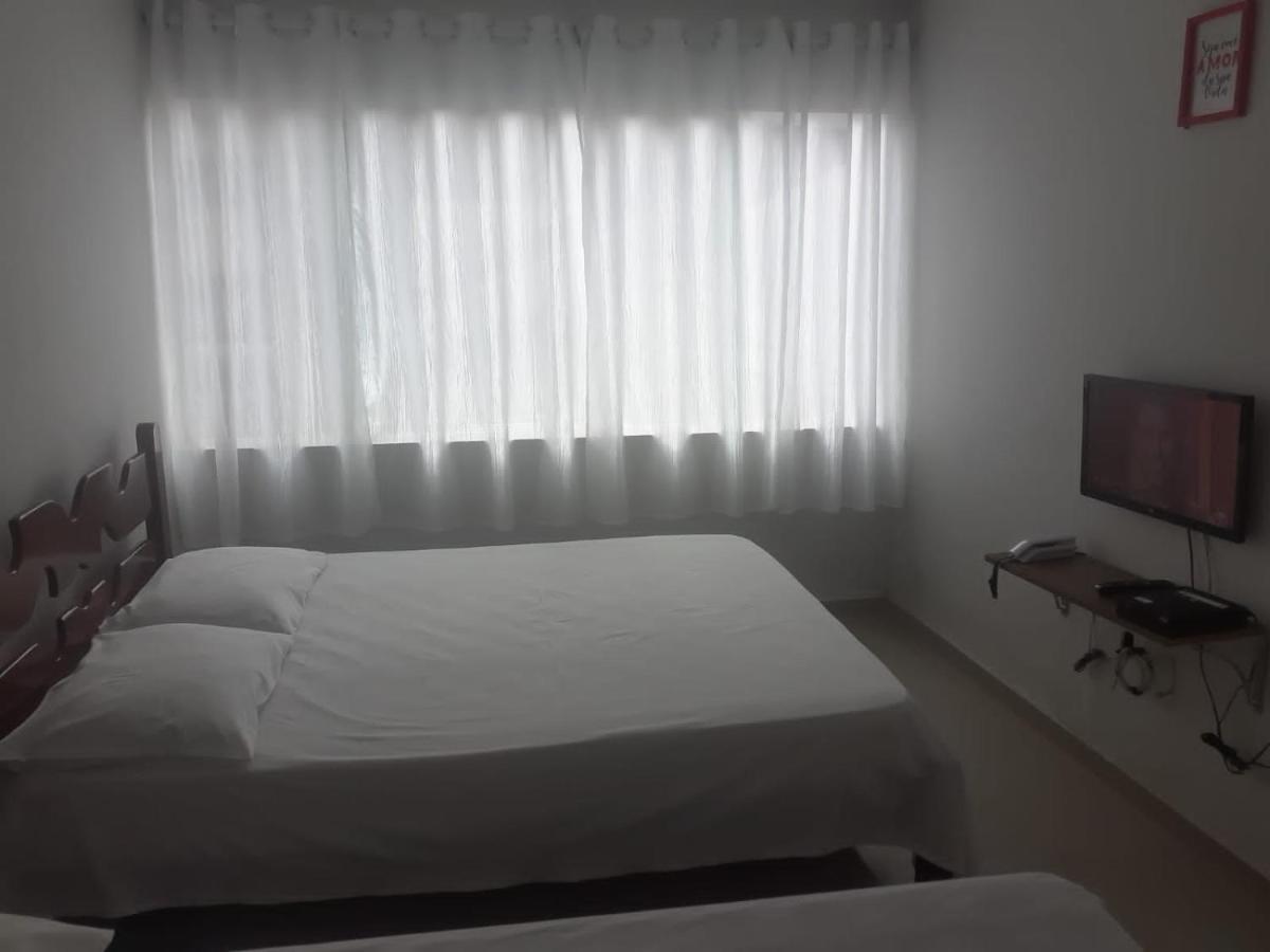 Kitnet Em A Do Litoral Paulista. Apartment *